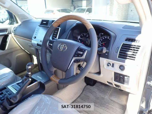 Toyota LAND CRUISER PRADO 2021-01 7280649-20