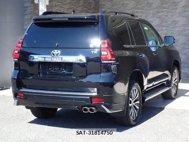 Toyota LAND CRUISER PRADO 2021-01 7280649-2