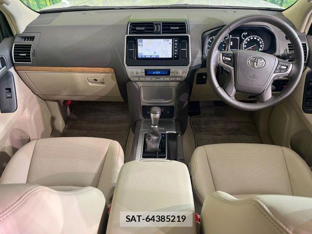 Toyota LAND CRUISER PRADO 2019-07 7327839-1