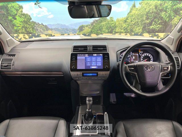 Toyota LAND CRUISER PRADO 2023-03 7327829-1