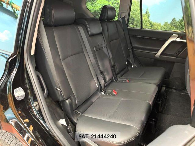 Toyota LAND CRUISER PRADO 2023-03 7327824-10