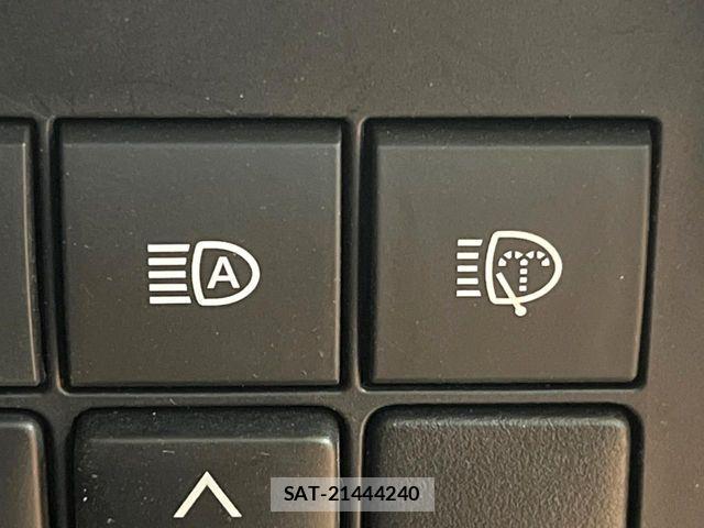 Toyota LAND CRUISER PRADO 2023-03 7327824-6