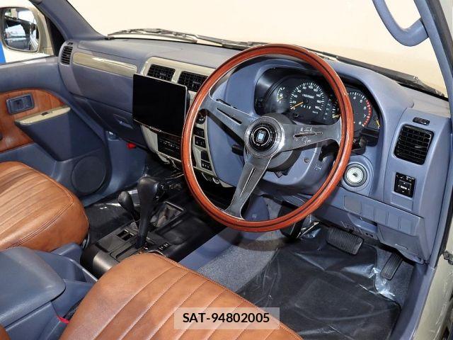 Toyota LAND CRUISER PRADO 1999-01 7327837-19