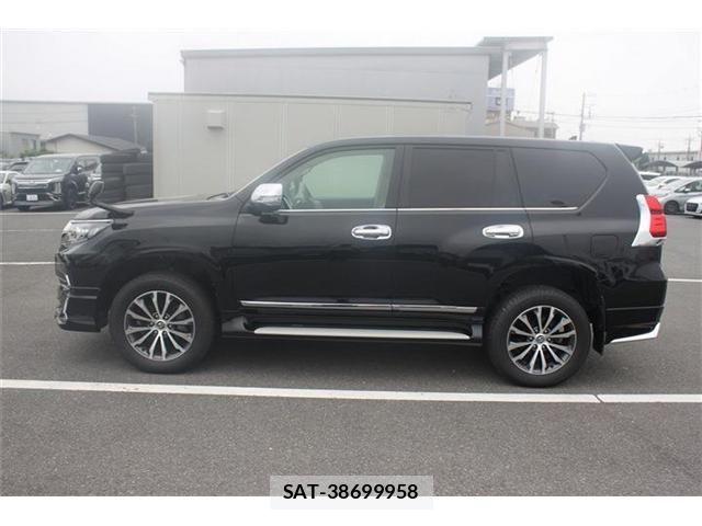 Toyota LAND CRUISER PRADO 2018-05 7327842-9