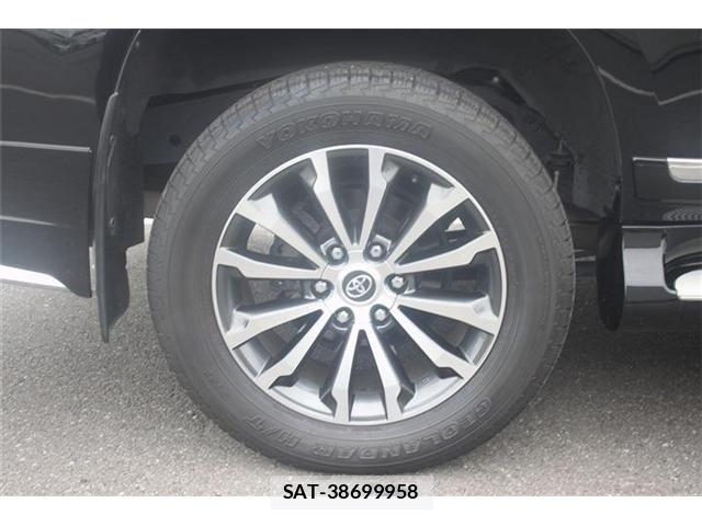 Toyota LAND CRUISER PRADO 2018-05 7327842-27
