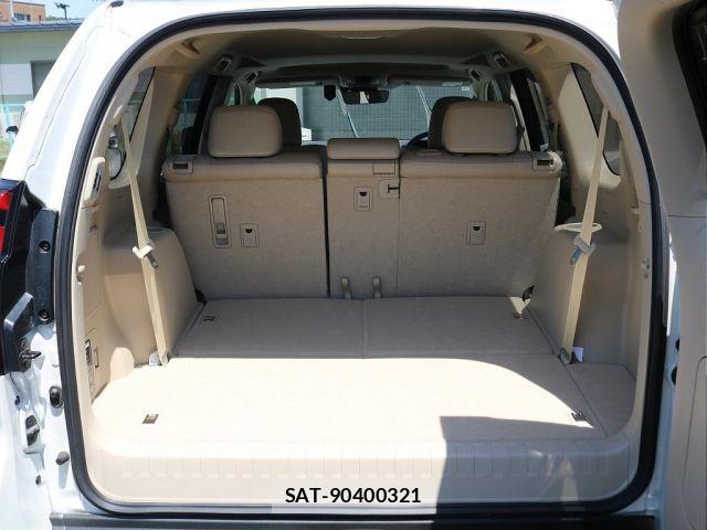 Toyota LAND CRUISER PRADO 2023-01 7327827-12