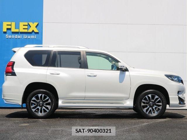 Toyota LAND CRUISER PRADO 2023-01 7327827-18