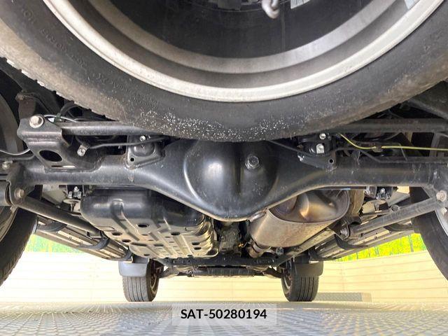 Toyota LAND CRUISER PRADO 2023-03 7327832-18