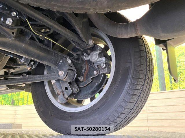 Toyota LAND CRUISER PRADO 2023-03 7327832-19