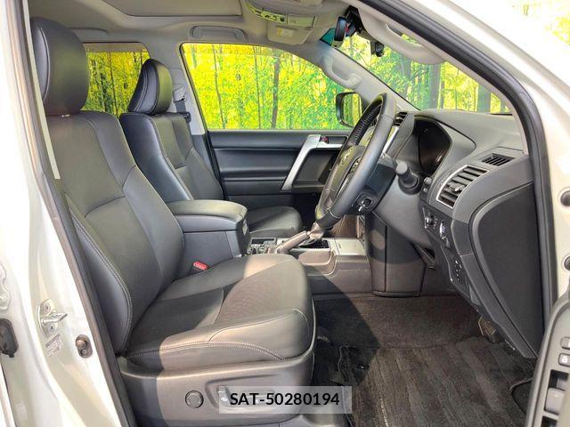 Toyota LAND CRUISER PRADO 2023-03 7327832-7