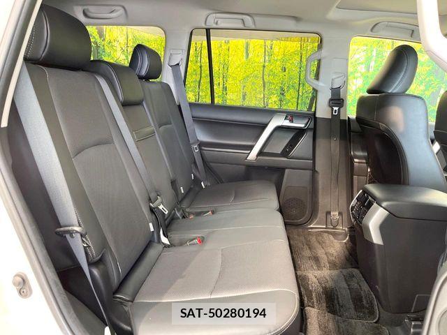 Toyota LAND CRUISER PRADO 2023-03 7327832-8