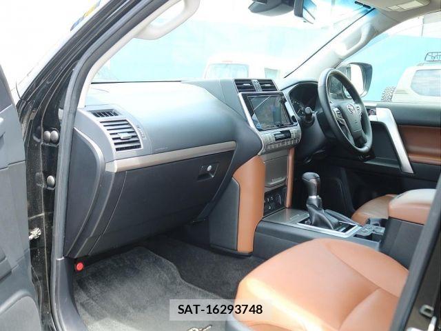 Toyota LAND CRUISER PRADO 2021-01 7327825-4