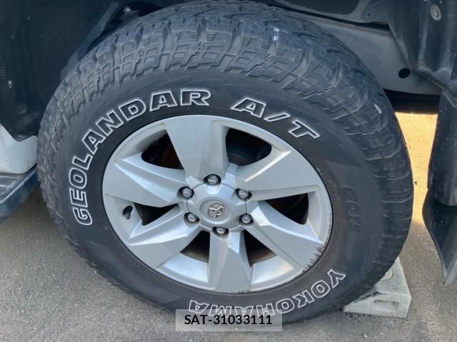 Toyota LAND CRUISER PRADO 2018-12 7327854-15