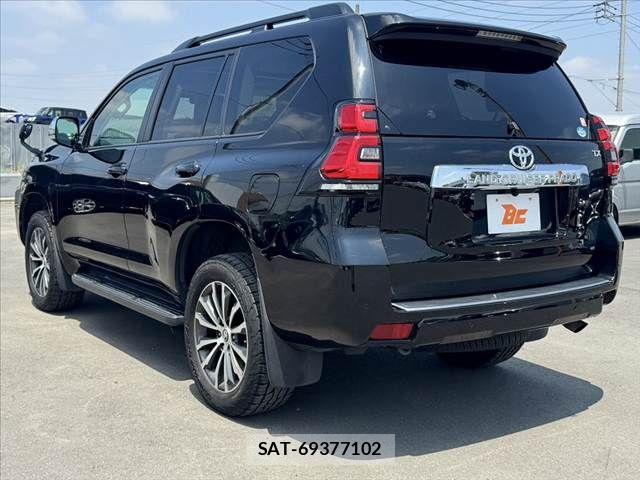 Toyota LAND CRUISER PRADO 2020-03 7327835-12
