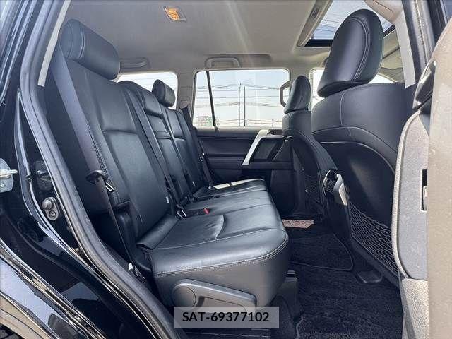 Toyota LAND CRUISER PRADO 2020-03 7327835-19