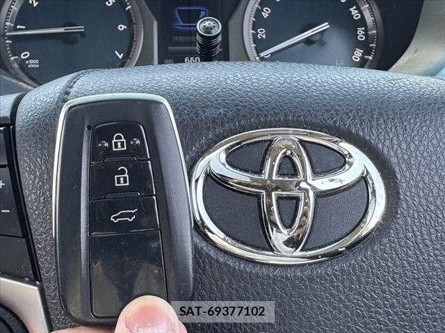 Toyota LAND CRUISER PRADO 2020-03 7327835-6