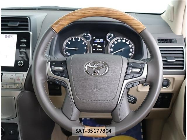 Toyota LAND CRUISER PRADO 2023-10 7327826-14