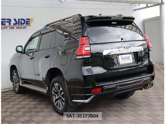 Toyota LAND CRUISER PRADO 2023-10 7327826-26