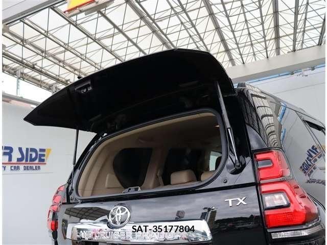 Toyota LAND CRUISER PRADO 2023-10 7327826-28