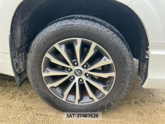 Toyota LAND CRUISER PRADO 2018-02 7327831-10