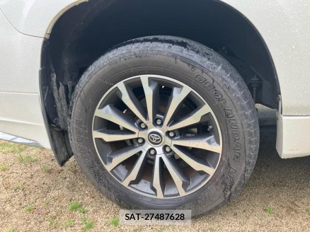 Toyota LAND CRUISER PRADO 2018-02 7327831-11