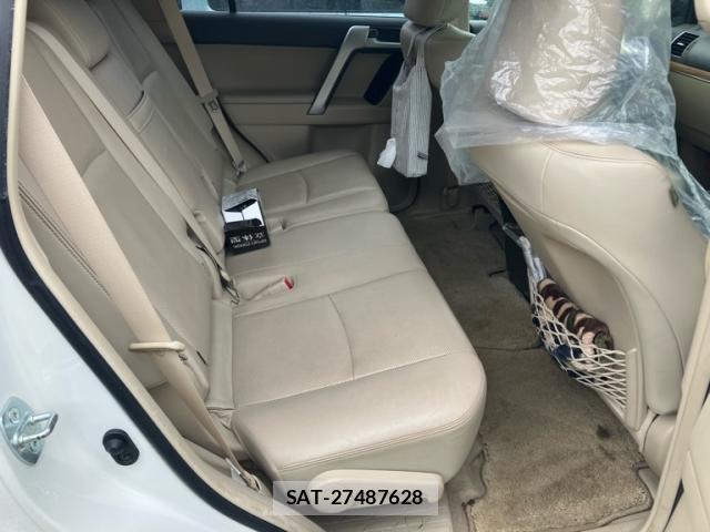 Toyota LAND CRUISER PRADO 2018-02 7327831-20