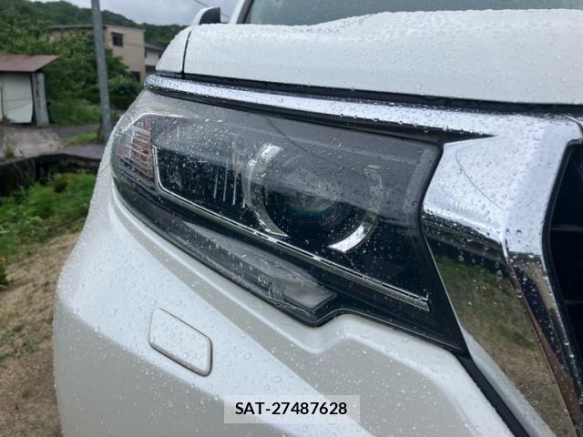 Toyota LAND CRUISER PRADO 2018-02 7327831-3