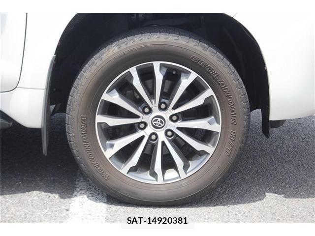 Toyota LAND CRUISER PRADO 2018-02 7327848-9