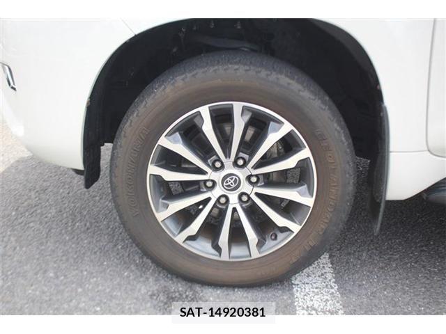 Toyota LAND CRUISER PRADO 2018-02 7327848-12