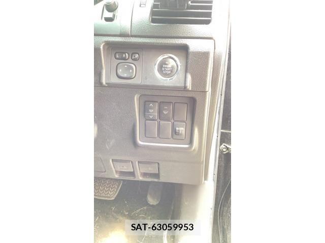 Toyota LAND CRUISER PRADO 2012-10 7332694-10