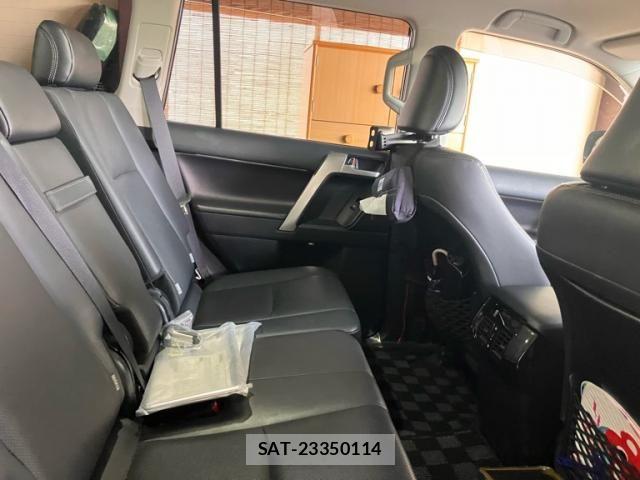 Toyota LAND CRUISER PRADO 2021-02 7327843-13