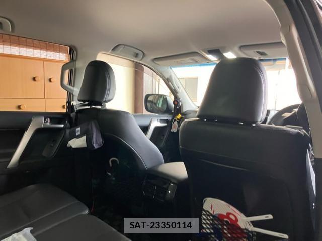 Toyota LAND CRUISER PRADO 2021-02 7327843-14
