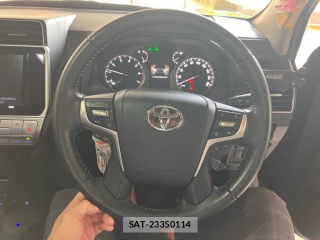 Toyota LAND CRUISER PRADO 2021-02 7327843-15
