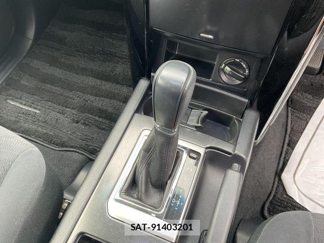 Toyota LAND CRUISER PRADO 2015-08 7327861-11