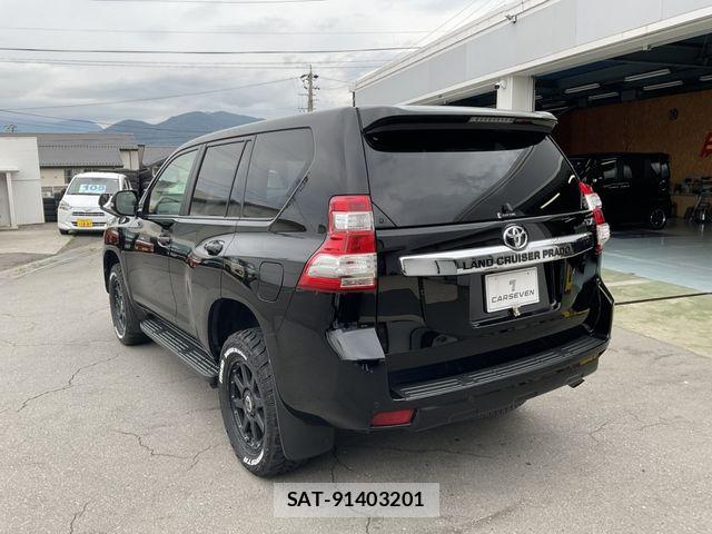 Toyota LAND CRUISER PRADO 2015-08 7327861-8