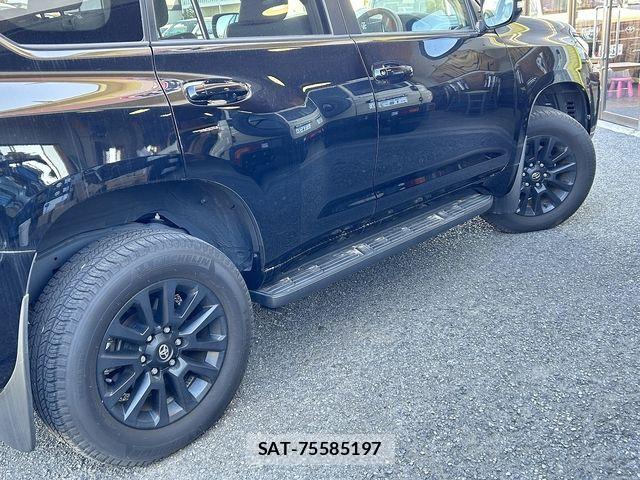 Toyota LAND CRUISER PRADO 2023-02 7327823-5