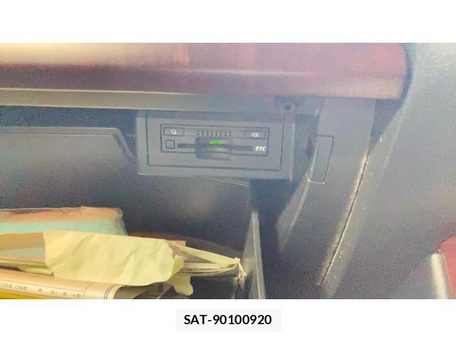 Toyota LAND CRUISER PRADO 2014-07 7327860-26