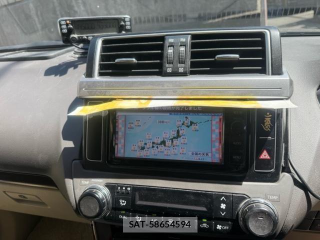 Toyota LAND CRUISER PRADO 2015-10 7327859-22