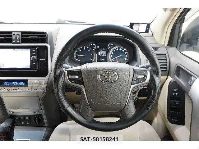Toyota LAND CRUISER PRADO 2017-01 7327844-10