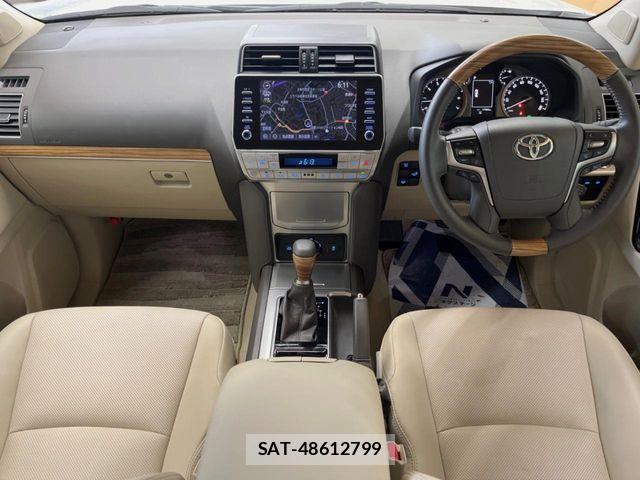Toyota LAND CRUISER PRADO 2023-06 7327830-1