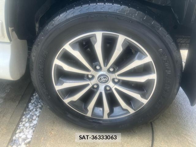 Toyota LAND CRUISER PRADO 2018-01 7327850-7