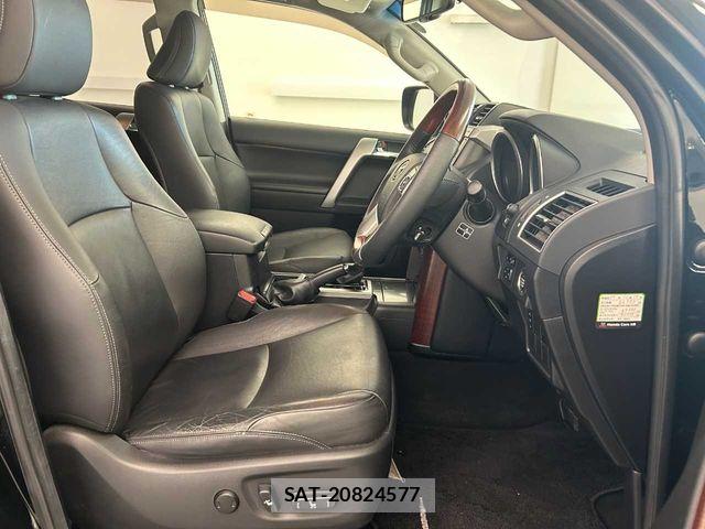 Toyota LAND CRUISER PRADO 2015-01 7327855-18