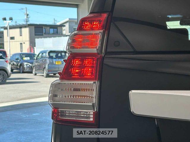 Toyota LAND CRUISER PRADO 2015-01 7327855-24