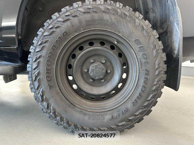 Toyota LAND CRUISER PRADO 2015-01 7327855-26