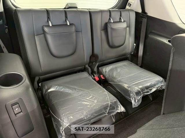 Toyota LAND CRUISER PRADO 2021-04 7358361-11