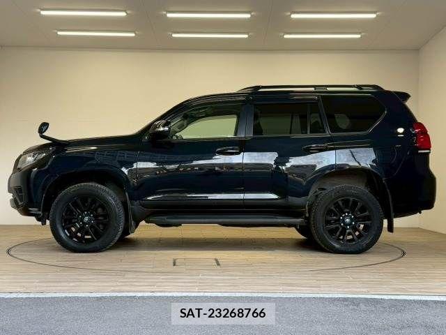 Toyota LAND CRUISER PRADO 2021-04 7358361-15