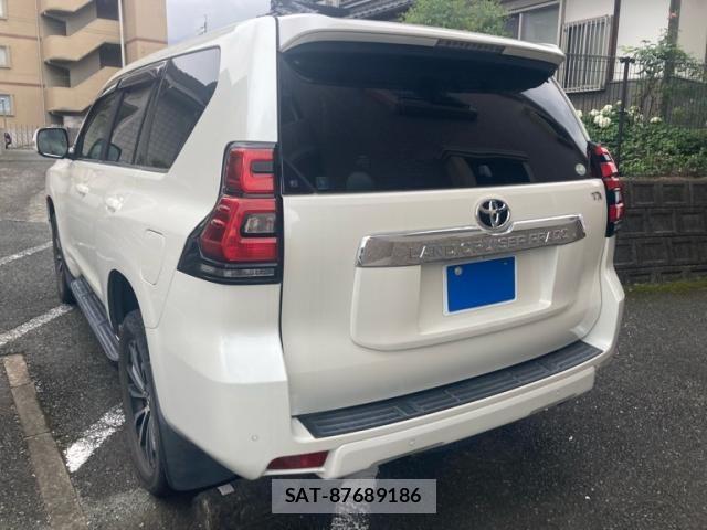 Toyota LAND CRUISER PRADO 2017-11 7358367-1