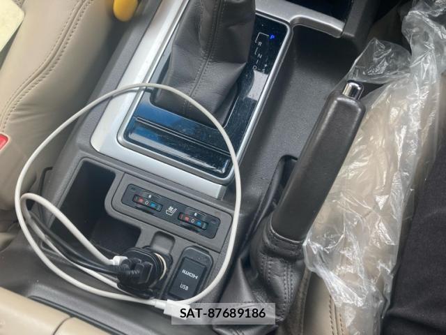 Toyota LAND CRUISER PRADO 2017-11 7358367-22