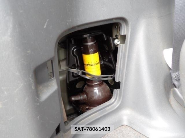 Toyota LAND CRUISER PRADO 2007-05 7358386-17