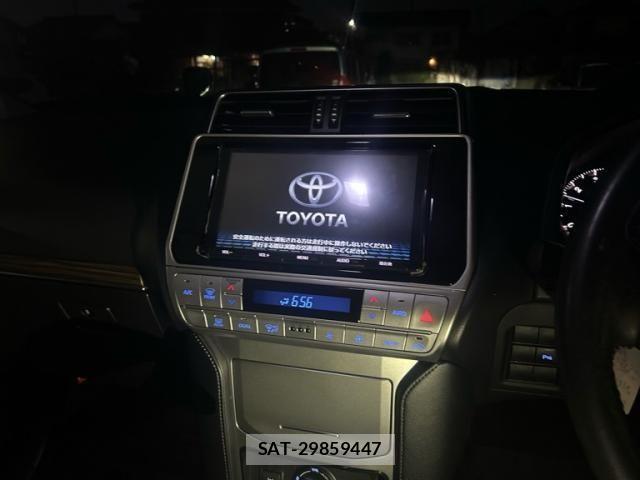 Toyota LAND CRUISER PRADO 2018-03 7358375-13